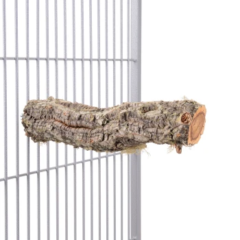 Natürlicher Holzstamm für Vögel, mit einer strukturierten Oberfläche und rauer Rinde, montiert an einem grauen Metallkäfig.