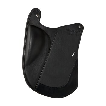 Schwarze Leder-Sattelunterlage mit glatter Oberfläche und strukturiertem Bereich, mit dem geprägten Logo "Stubben" oben.