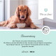 Ein hellblauer Hintergrund zeigt ein Hund- und Katzenlogo, mit Text zur sanften Zahnpflege und einem grauen Hund mit blauen Augen und sauberen Zähnen.