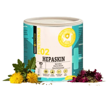 Dose Famly Petfood Functionals 02 Hepaskin mit Spirulina, Mariendistel und Löwenzahnkräutern darum herum.