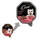 Cesar Hundefutterverpackung mit "Landragout mit zartem Kalb und Truthahn" und "Landküche mit Kalb und Truthahn in köstlicher Sauce."