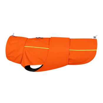 Helle orangefarbene Hundejacke mit Kapuze, mit einem gelben Streifen und verstellbaren Riemen für einen sicheren Sitz.
