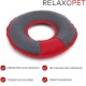 Rundes, graues und rotes Plüschhaustier-Spielzeug, beschriftet mit "RELAXO PET" mit Funktionen, die interaktives Spielen und Bindung fördern.