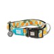 Blaues Hundehalsband mit Ananas-Muster, schwarzer Schnalle und "Max & Molly Urban Pets" Logoanhänger.