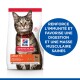 Sac de nourriture pour chat Hill's Science Plan avec un chat tigré, avec un texte mettant en avant les bienfaits pour l'immunité, la digestion et la masse musculaire.