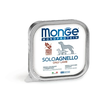 Verpackung von Monge Monoprotein Hundefutter mit "Soloagnello Only Lamb" und dem Etikett "Getreidefreie Formel" ohne Farbstoffe oder Konservierungsstoffe.