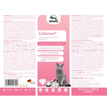 Catfortan®-Ergänzung für Katzen, mit wichtigen Inhaltsstoffen wie Taurin, Vitaminen und Mineralien. Enthält Nährwertanalyse und Anwendungshinweise.