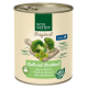 Dosenfutter für Hunde mit der Bezeichnung "Real Nature Original", das Kalbfleisch mit Brokkoli enthält und Superfoods wie Brokkoli, Kürbiskerne und Oregano hervorhebt.