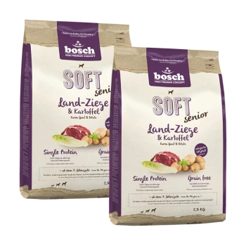 Zwei 2,5 kg Beutel Bosch Soft Senior Hundefutter, beschriftet mit "Land-Ziege & Kartoffel," mit "Single Protein" und "Getreidefrei."