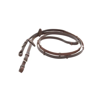 Braune Leder-Hundeleine mit strukturiertem Griff und verstellbarem Schnallen, ordentlich auf einem weißen Hintergrund gewickelt.