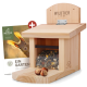 Holz-Eichhörnchenfütterer mit einem transparenten Fach, gefüllt mit Samen und Nüssen, begleitet von einer Verpackung mit der Aufschrift "Ein Garten für Eichhörnchen."