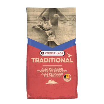 Een zak Versele-Laga duivenvoer met een vintage duivenafbeelding, houten achtergrond, en tekst "ALLE PERIODEN" en "BELGIAN QUALITY."