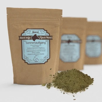 Braune Papiertüte mit der Aufschrift "Sonnenaufgang" und blauen Akzenten, die ein Kräuterergänzungsmittel für Hunde enthält, das die Leber- und Verdauungsunterstützung fördert.
