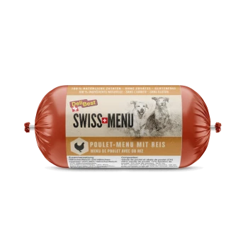 Rote, wurstförmige Verpackung mit der Bezeichnung 'DeliBest Swiss Menu Poulet-Menu mit Reis', mit zwei Hunden und Details zu natürlichen Zutaten.
