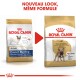 Comparaison de l'emballage de nourriture pour chiens Royal Canin French Bulldog Adult, présentant un nouveau design avec un Bulldog français et "NOUVEAU LOOK, MÊME FORMULE."