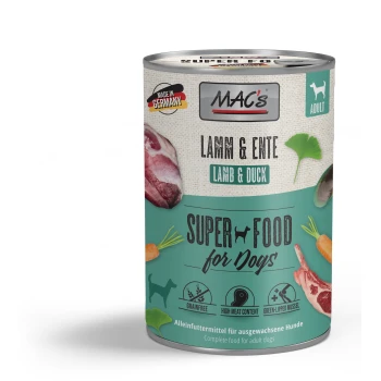 Dosenfutter für Hunde mit der Aufschrift "MAC's Lamm & Ente", das Lamm und Ente enthält und als getreidefrei und mit hohem Fleischanteil beworben wird.