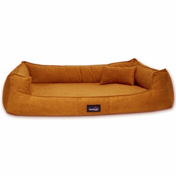 Ein plüschiges, rechteckiges Haustierbett in warmem Braun, mit erhöhten Seiten für Komfort und einem kleinen passenden Kissen, beschriftet mit 'tierlando.'