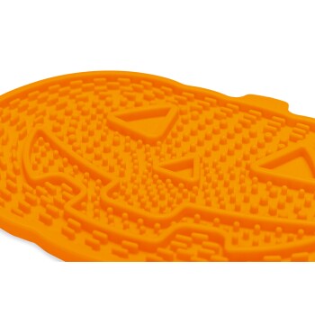 Orangefarbene Silikon-Haustierpflege-Matte in Form eines Kürbisses, mit erhöhten Texturen zum Reinigen und Massieren von Haustieren.