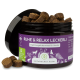 Behälter mit "Ruhe & Relax Leckerli" Hundeleckereien, mit einem lila Etikett, das anzeigt, dass es sich um ein Nahrungsergänzungsmittel für Hunde handelt, 300g.