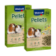 Zwei Boxen Vitakraft Pellets für Meerschweinchen, die zwei Meerschweinchen zeigen und wichtige Vorteile wie "Hoher Ballaststoffgehalt" und "Kein Zuckerzusatz" hervorheben.