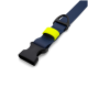 Marineblaues Halsband für Haustiere mit schwarzer Kunststoff-Schnellverschluss-Schnalle, D-Ring und neon-gelbem Keeper vor weißem Hintergrund.