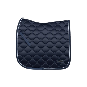 Navyblaues, gestepptes Sattelpad mit einem strukturierten Rautenmuster und weißer Paspel, mit einem kleinen schwarzen Etikett.