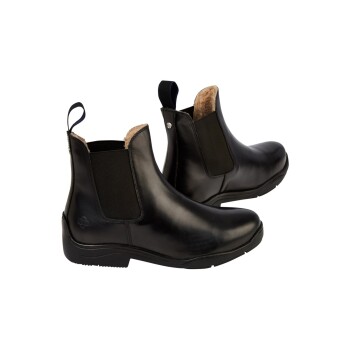 Schwarze Leder-Ankle-Boots mit elastischen Seitenpaneelen und Zuglaschen, die ein weiches Innenfutter haben.