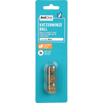 Pack de balles à l'herbe à chat AniOne avec trois balles de 2 cm, étiqueté en plusieurs langues, pour chats avec contenu en herbe à chat.
