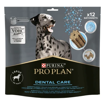 Emballage de friandises pour chiens Purina Pro Plan Dental Care mettant en avant un Dalmatien souriant, avec un texte soulignant les bienfaits dentaires et le sceau de fraîcheur.