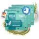 Drei türkisfarbene Dosen von FAVLY Petfood mit Zahnpulver, beschriftet "Dental Pulver 04"; Etiketten zeigen Thymian, Chlorella, Naturmoor.