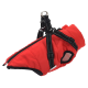 Rote gepolsterte Hundejacke mit schwarzen Riemen und reflektierenden Details, mit einem Reißverschluss und einem D-Ring zur Leinenbefestigung.