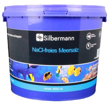 Lila Eimer mit Silbermann NaCl-freiem Meersalz für Aquarien, beschriftet mit Fischillustrationen und "Inhalt: 5000 ml."