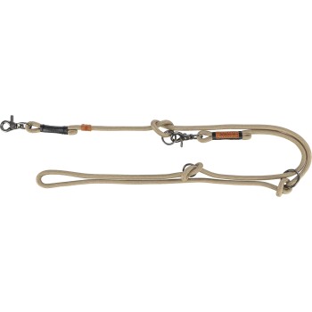 Een beige hondenriem met een stevige clip en leren accenten, met meerdere lussen voor verstelbare lengte en controle.