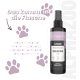 Eine Sprühflasche mit der Aufschrift "ALPHAZOO Force ZECK-ATTACK" für Haustiere, die ihre präventive Verwendung und Eignung für Hunde und Katzen hervorhebt.