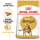 Royal Canin Adult Bengal Katzenfutterbeutel mit einer Illustration einer laufenden Bengal-Katze, mit Text, der die Ernährungsbedürfnisse der Rasse und die Unterstützung der Verdauung hervorhebt.