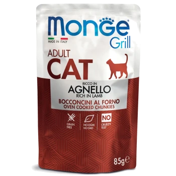 Beutel mit Monge Grill Adult Katzenfutter, reich an Lamm, mit den Aufschriften "Getreidefrei", "Keine OGM, Keine GMO" und "Keine Tierversuche", 85 g.