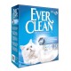 Eine blaue Box von Ever Clean super premium klumpendem Katzenstreu mit einer weißen Katze, die nach oben schaut. Der Text hebt hervor, dass es duftfrei und extra stark klumpend ist.