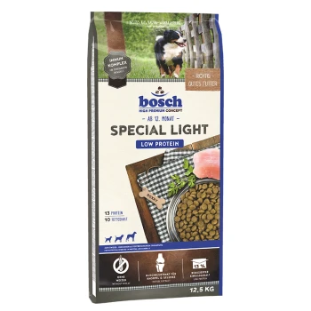 Bosch Special Light Hundefuttertüte, 12,5 kg, mit einer proteinarmen Formel, mit Bildern von Trockenfutter, einem Hund und Text, der die ernährungsphysiologischen Vorteile hervorhebt.