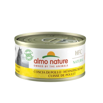 Boîte de nourriture pour chat Almo Nature, étiquetée "HFC Natural," avec des cuisses de poulet en plusieurs langues, avec un logo indiquant "100% Profits to Nature."