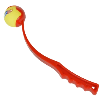 Ein roter Ballwerfer mit einem gelben Ball am Ende, entworfen für das Apportieren mit Haustieren.