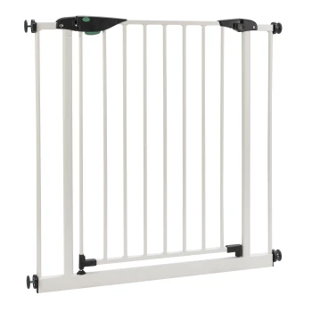 Weißes Haustiersicherheitsgitter mit vertikalen Stäben und einem schwarzen Schlossmechanismus, entworfen, um Haustiere in bestimmten Bereichen sicher zu halten.