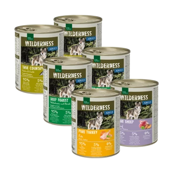 Sechs Dosen Wilderness-Hundefutter in den Geschmacksrichtungen: True Country, Deep Forest, Pure Turkey und Pure Sheep, jede mit 95% Fleischgehalt.