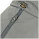 Nahaufnahme einer grauen Haustierjacke mit Reißverschluss und verstellbarem Kordelzug hinten.
