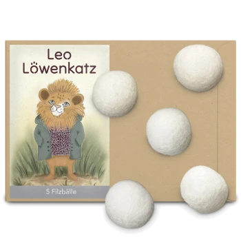 Eine Pappverpackung mit einem Cartoon-Löwencharakter namens Leo Löwenkatz, mit fünf weißen Filzkugeln, die vorne angezeigt werden.