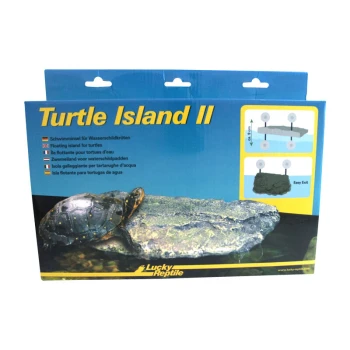 Produktbox für "Turtle Island II," mit einer Schildkröte auf einer Insel, mit mehrsprachigem Text und Installationsbildern.