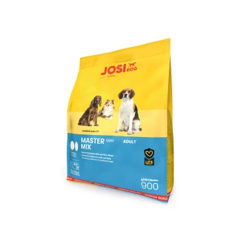 Eine 900g Tüte JOSI DOG Master Mix Hundefutter mit gelbem und blauem Design und Bildern von drei Hunden, beschriftet mit "DEUTSCHE QUALITÄT" und "LIFE PROTECT."