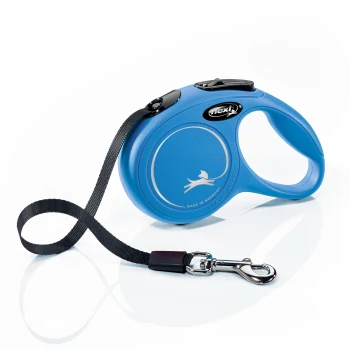 Blaues, ausziehbares Hundeleine mit schwarzem Riemen und silbernem Clip, mit einer verspielten Hundesilhouette und dem Text "Made in Germany".