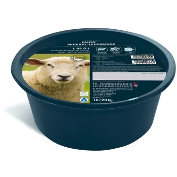 Behälter mit Panto Mineral Lick für Schafe, Ziegen und Wildtiere, mit einem Schafsgesicht auf dem Etikett und Nährwertinformationen.