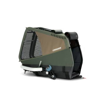Eine grüne und schwarze Haustiertrage mit Netzfenstern, mit dem Markennamen 'CROOZER' deutlich angezeigt.