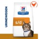 Hill's Prescription Diet s/d kattenvoerzak met een tabby kat met een blauwe halsband, gelabeld 'URINEWEGEN' aan de linkerkant.